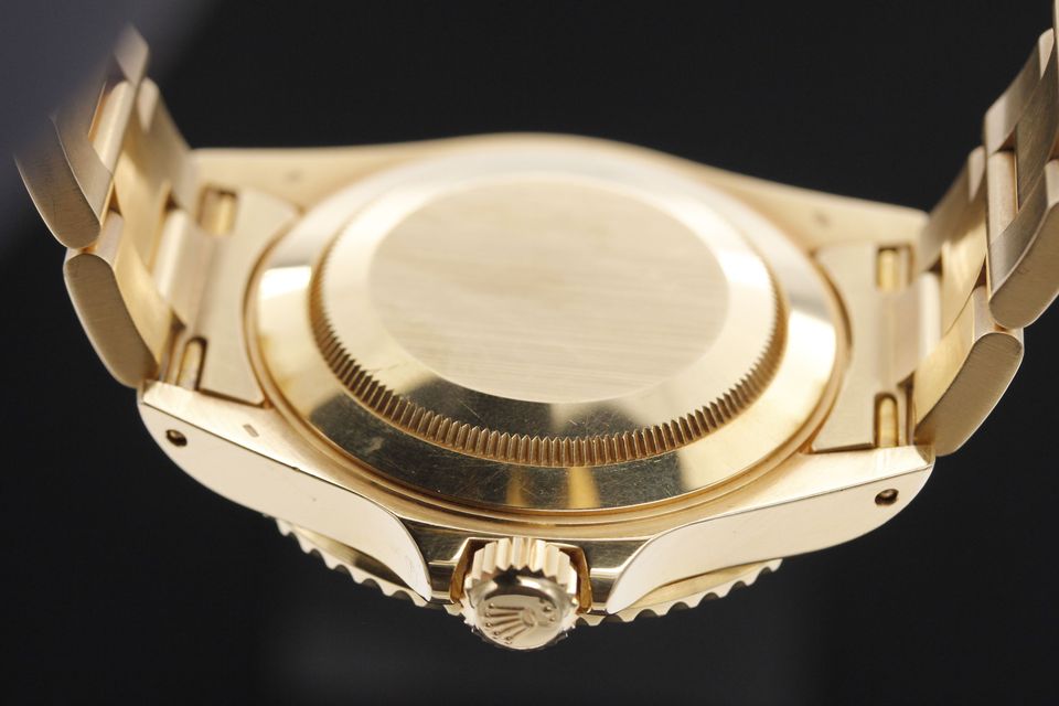 Rolex Submariner 16618 Image 6
